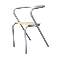 Стілець металевий, з дерев'ним сидінням (бук)