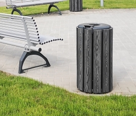 Урни і баки для сміття